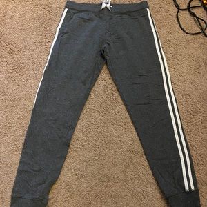 Fashionnova fleece joggers